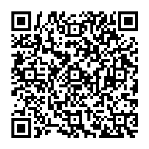 那副市长公子唐文举打算在徐老师回家的路上绑架她……我必须要通知徐老师才行……二维码生成