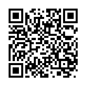 那四周所有的人似乎都幡然醒悟了二维码生成