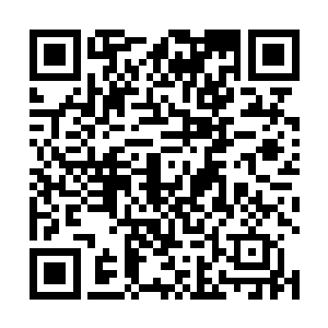 那她就会发现夏天的身体距离床一直都有一公分的距离二维码生成