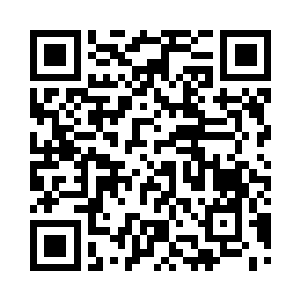 那是一个被铁栅栏封住的圆柱形入水口二维码生成