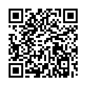 那柄擎天巨剑便开始向前开始移动起来二维码生成