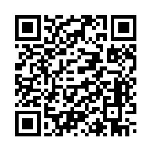 邵泾川很小心的控制住自己的情绪二维码生成