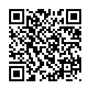 都只能高高抬头才可以看到鳄鱼的下巴二维码生成