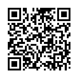 里面配置了一张粗木桌子和两条粗木凳子二维码生成