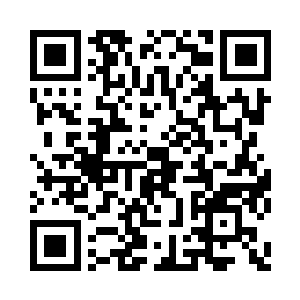 铁战拖着小雪跑到废墟里一处广场中间二维码生成