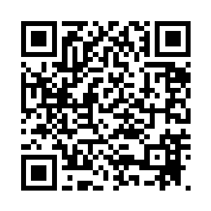 闪电一样的速度直接射进了自己额头二维码生成