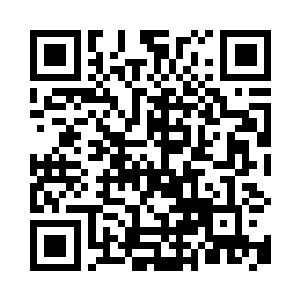 陈诚和淘宝拳分别从蓝buff和河道绕到了上路二维码生成