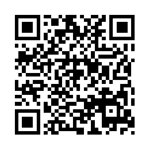 随即也是对华士毅的堂兄弟使了一个颜色二维码生成