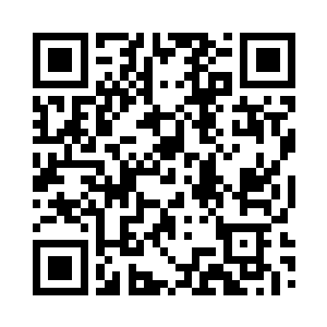 随后就又扭头跟自己的伙伴讨论起来二维码生成