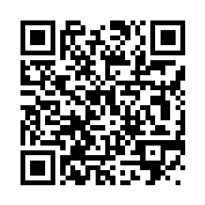 随意粘连的发丝没有衬得他更狼狈二维码生成