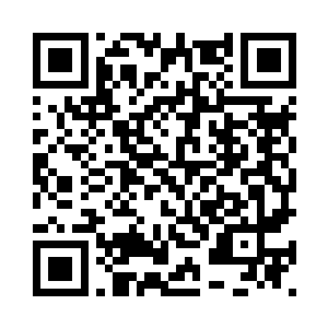 难道他是想要自己两人给他当老婆二维码生成