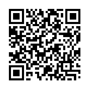 雷天和他们之间的距离也就只有个十米二维码生成