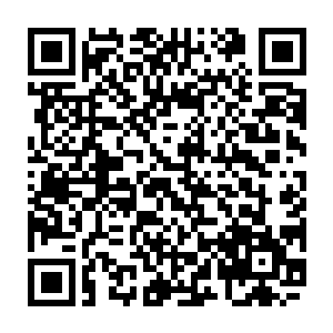 霍君白心道如果轩辕诗画的父亲能够相信自己的话那便还有机会得到轩辕剑二维码生成