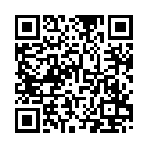 露西卡刚开口催促卢卡斯进来的时候二维码生成