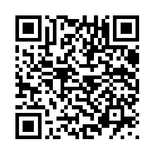 风雷雕去势不减的向孙姓老者抓去二维码生成