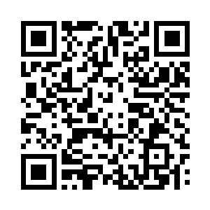 飞快的沿着妹仔们的脸颊爬进了她们的耳朵里二维码生成