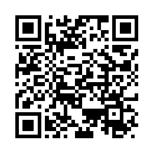 高扬第一个沿着柏油路向前跑了起来二维码生成