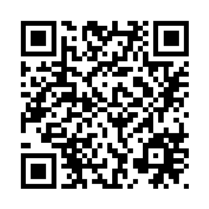黑人军官的冷汗已经流到了脖子里二维码生成