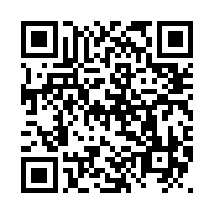 龙腾拿着龙蛋慢慢往后退到墙壁跟前二维码生成