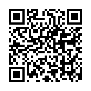 k先生耸耸肩把手里的一份文件递给他道二维码生成
